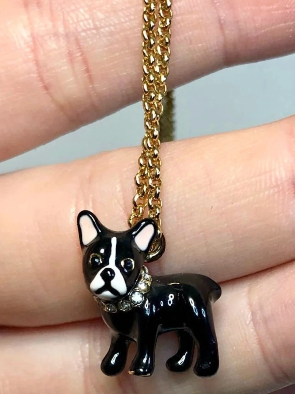 Kate Spade New York Ma Chérie Antoine French Bulldog mini pendant necklace